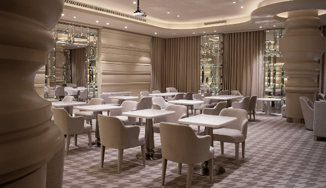 DIAMOND LOUNGE